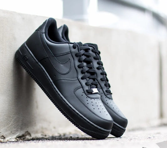 AIR FORCE 1 CLASSIC ALL BLACK CASUAL SNEAKERS FOR MEN