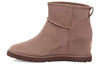 UGG(WMNS) Classic Femme Mini Short Boots Light Brown