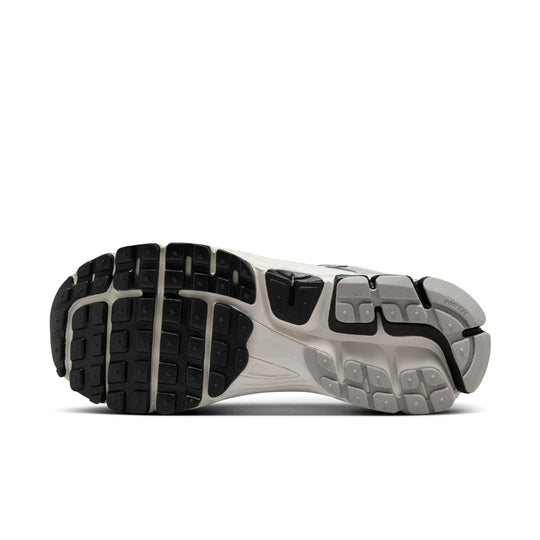 (WMNS) Nike Air Zoom Vomero 5 'Photon Dust Black' HQ1182-001