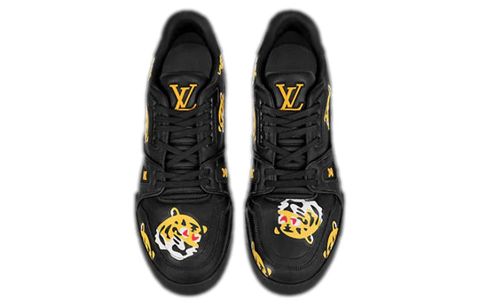 LOUIS VUITTON x Nigo Trainers 'White with Tiger Monogram' 1A9JBI