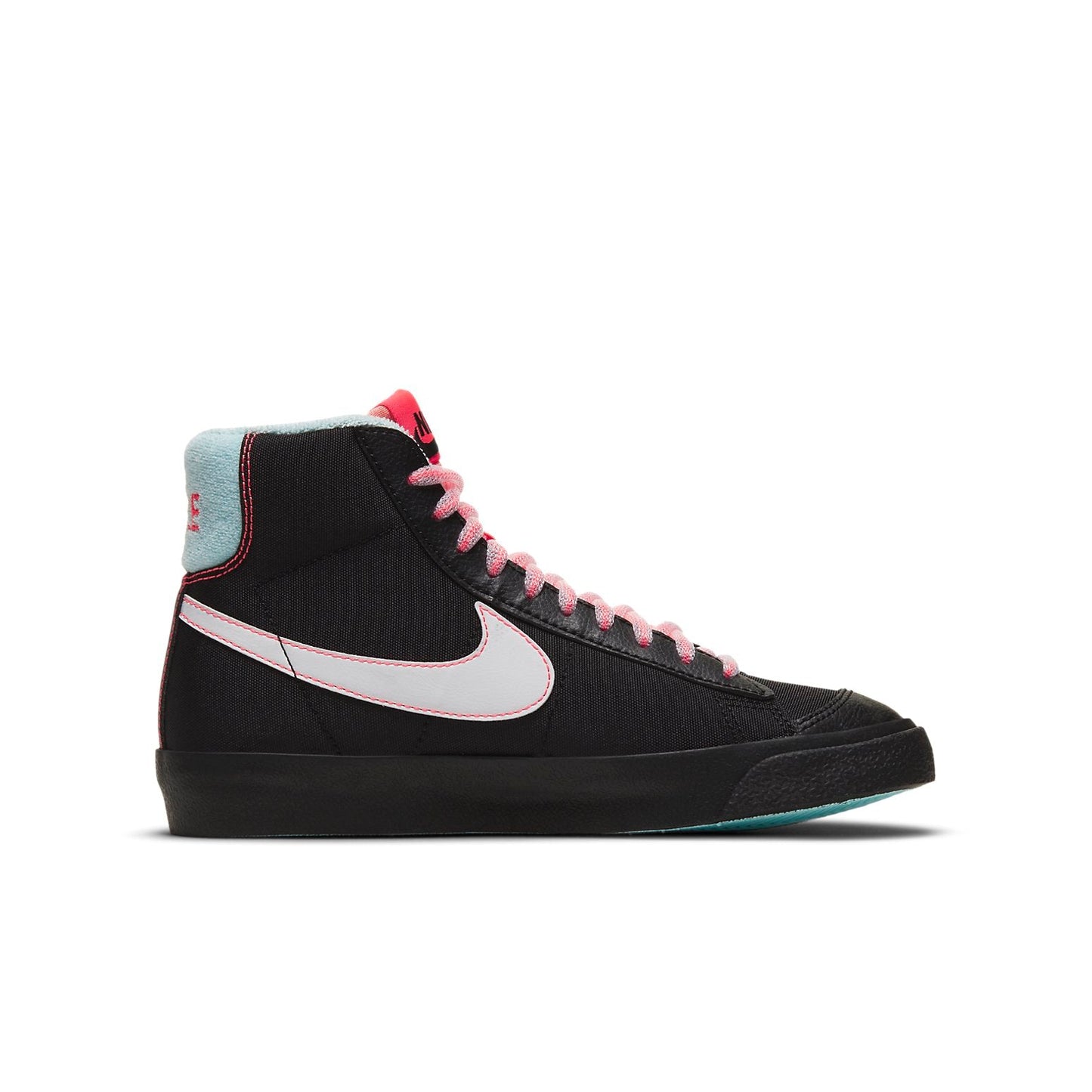 Nike(GS) Blazer Mid '77 'Black Atomic Pink'