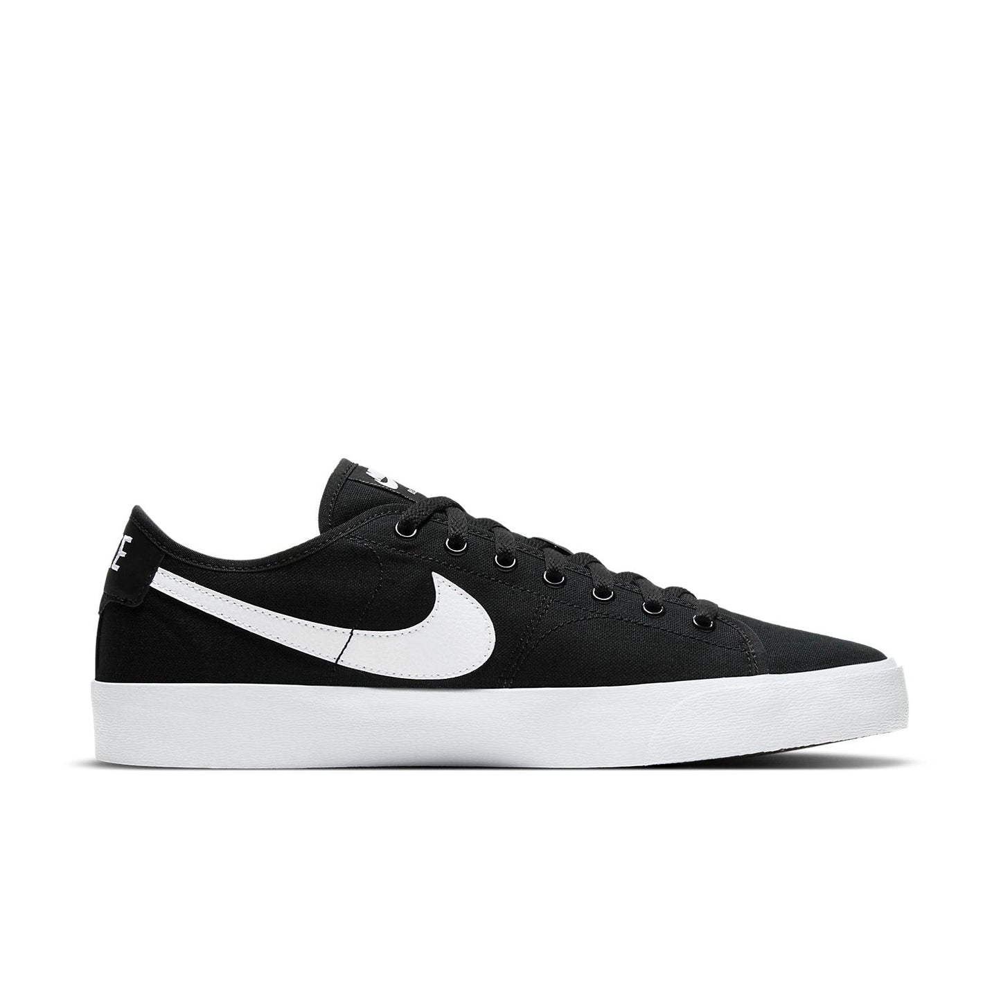 NikeBlazer Court SB 'Black White'