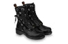 (WMNS) LOUIS VUITTON Metropolis Flat Ranger Boots 'Black with White Monogram' 1A95Z4
