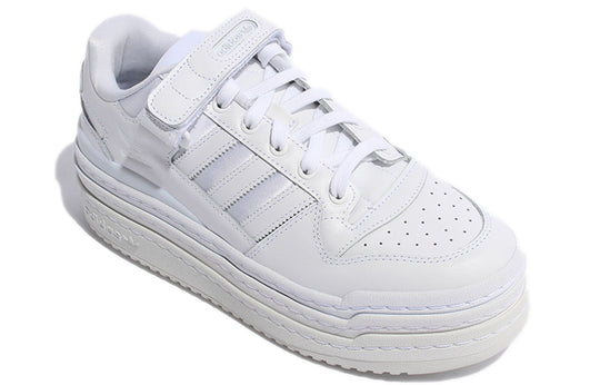 adidas originals Unisex Triple Platforum Low Sneakers White GY0821