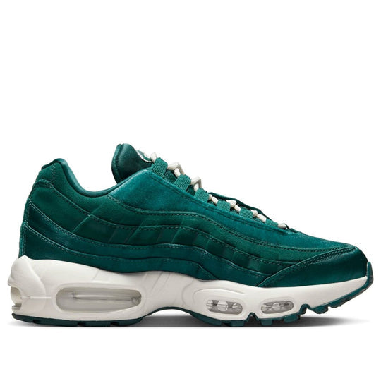 (WMNS) Nike Air Max 95 'Green Velvet' DZ5226-300