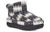 UGG(WMNS) Classic Maxi Wavelength Mini Boot 'Black and White'