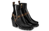 (WMNS) LOUIS VUITTON Limitless Ankle Boots 'Black with Logo Straps' 1A4WKA