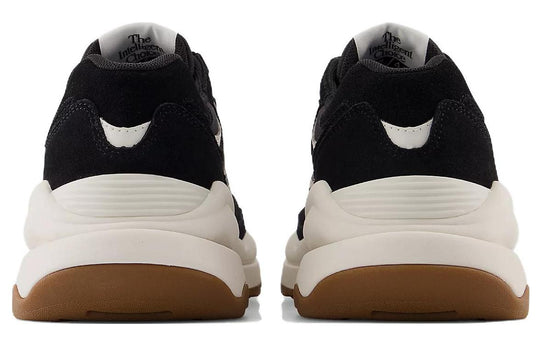 (WMNS) New Balance 57/40 'Black White' W5740APA