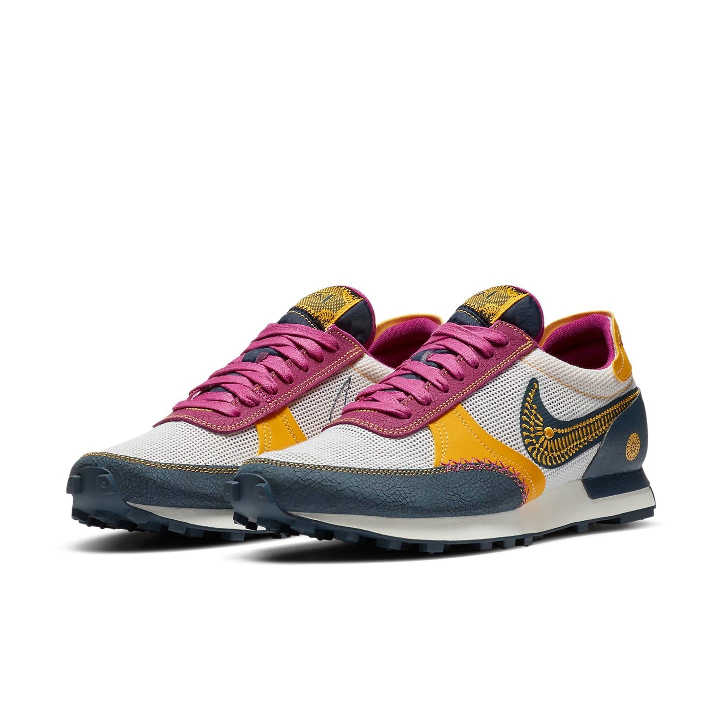 NikeDaybreak Type 'Da de Muertos'