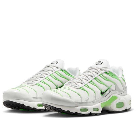 (WMNS) Nike Air Max Plus 'Green Strike' DZ3671-001