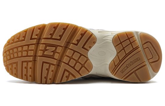 New Balance 725 'Bone Metallic Silver' ML725T