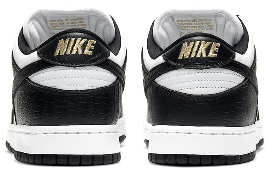 Nike x Supreme SB Dunk Low OG QS 'Black' DH3228-102