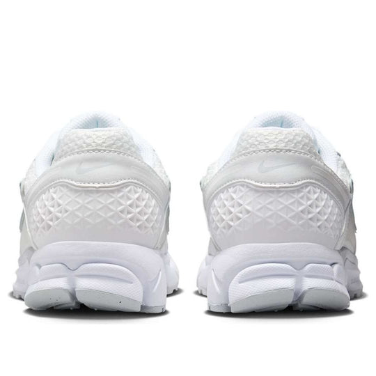 (WMNS) Nike Air Zoom Vomero 5 'Chrome Toe' HF7723-100