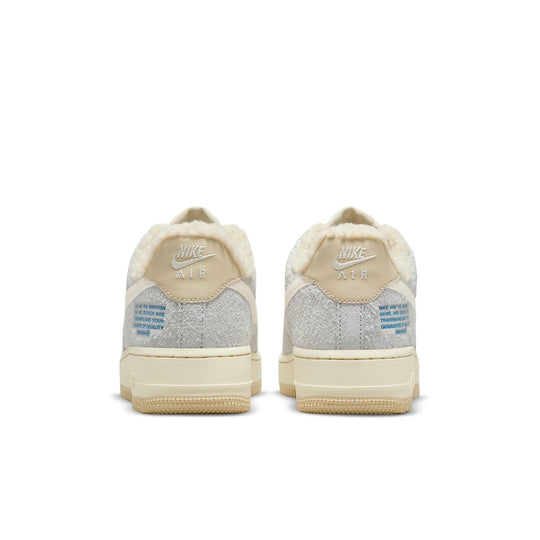 (WMNS) Nike Air Force 1 Low 'LightKhaki' DO7195-025