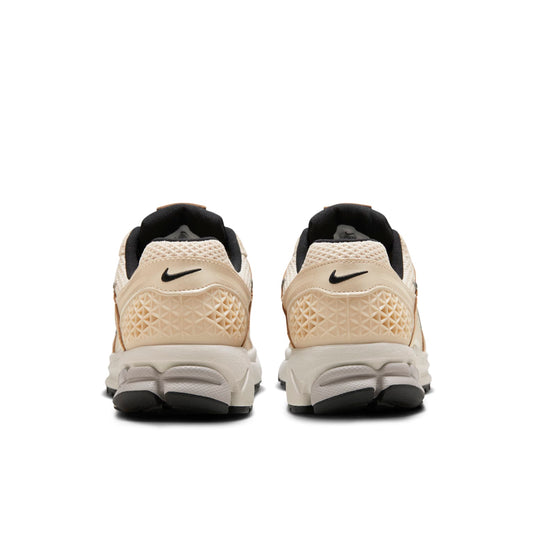 (WMNS) Nike Air Zoom Vomero 5 'Pearl White Chrome' FN6742-200