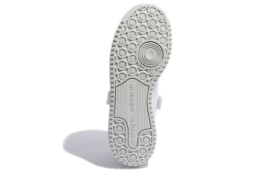 adidas originals Unisex Triple Platforum Low Sneakers White GY0821