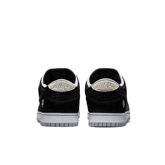Nike x Medicom Toy SB Dunk Low 'BE@RBRICK' CZ5127-001