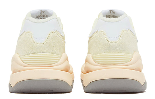 (WMNS) New Balance 57/40 'Clear Yellow' W5740CE