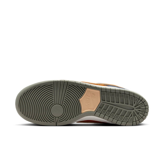 Nike SB Dunk Low 'Light Carbon Monarch' HF3063-002