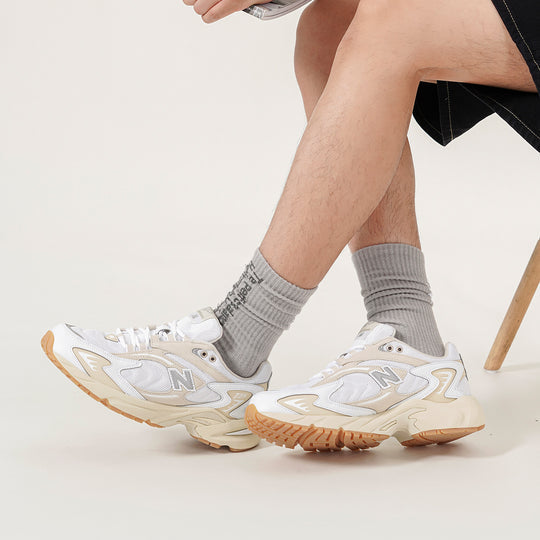 New Balance 725 'Bone Metallic Silver' ML725T