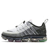 (WMNS) Nike Air VaporMax Run Utility 'White Black' AQ8811-101