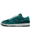 (WMNS) Nike Dunk Low 'Green Velvet' DZ5224-300