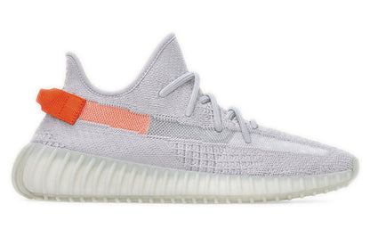 adidasYeezy Boost 350 V2 'Tail Light'