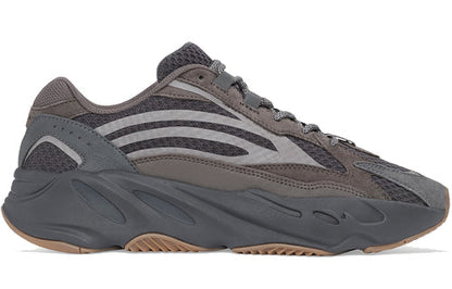 adidasYeezy Boost 700 V2 'Geode'