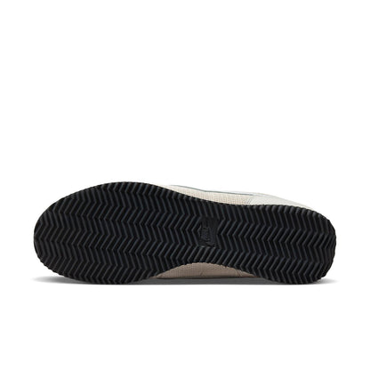 NikeCortez 'Light Orewood Brown