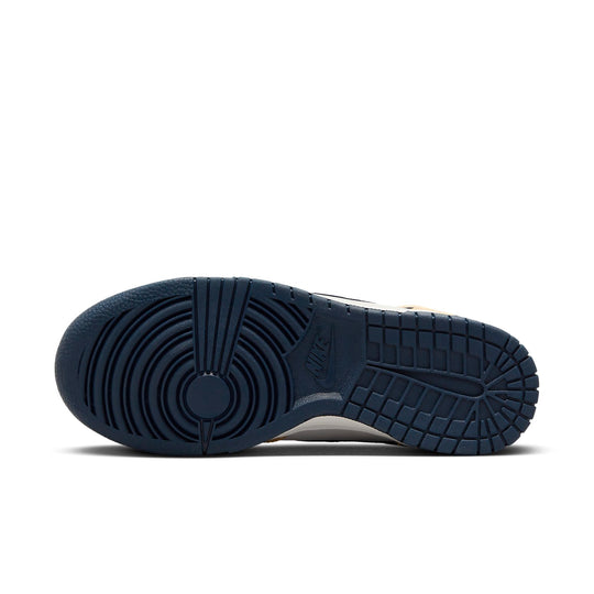 (WMNS) Nike Dunk High Premium 'Sesame Obsidian' DX2044-101