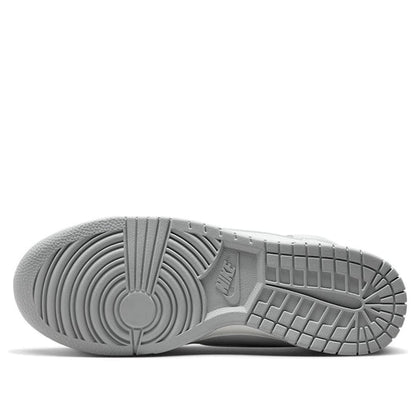 Nike Dunk High 'Airbrush Swoosh' FD6922-100