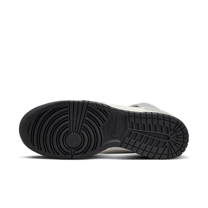 Nike Dunk High 'Pure Platinum Sail' DZ4515-100