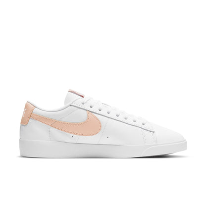 Nike(WMNS)  Blazer Low LE Light Orange/White