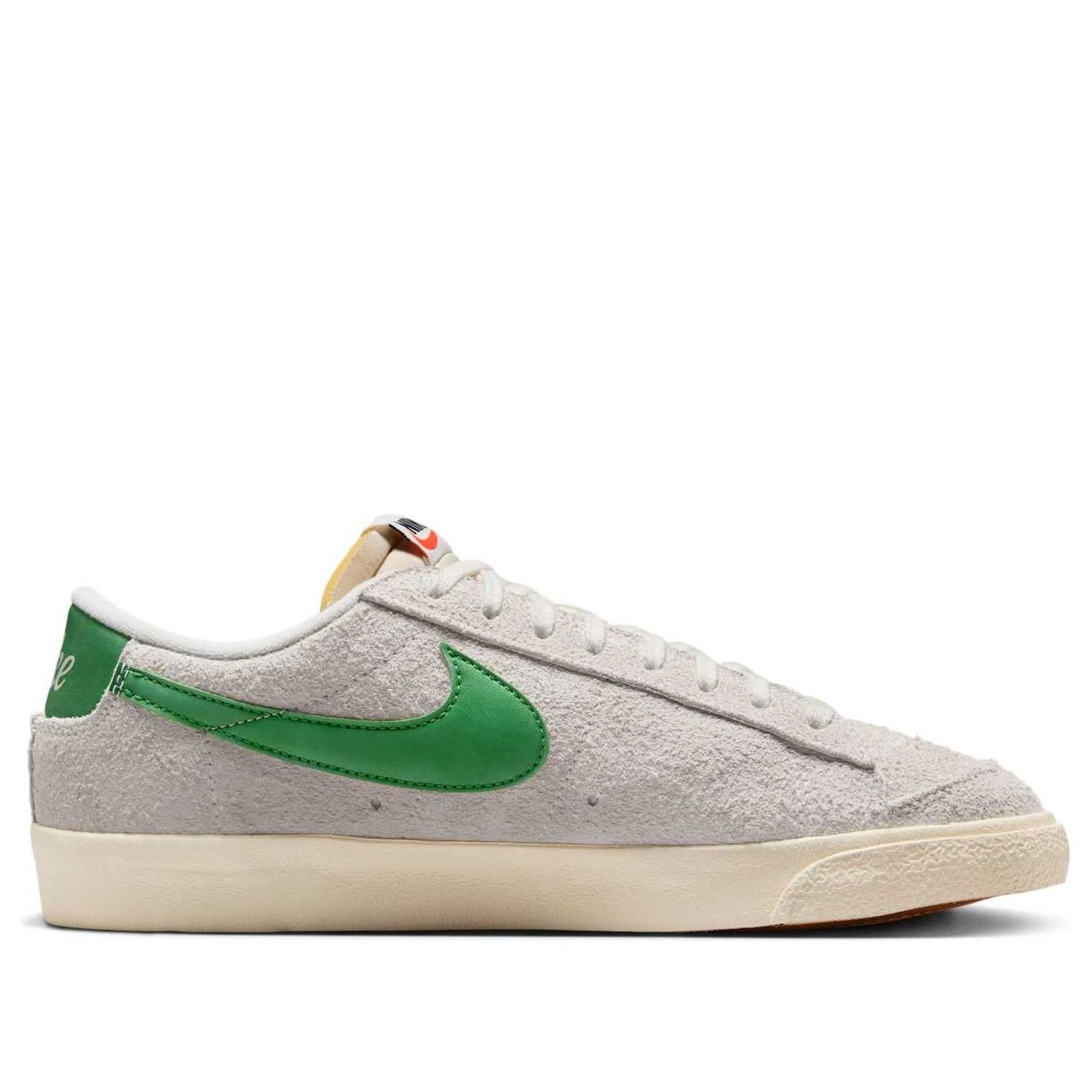 NikeBlazer Low '77 Premium 'Summit White Kelly Green'