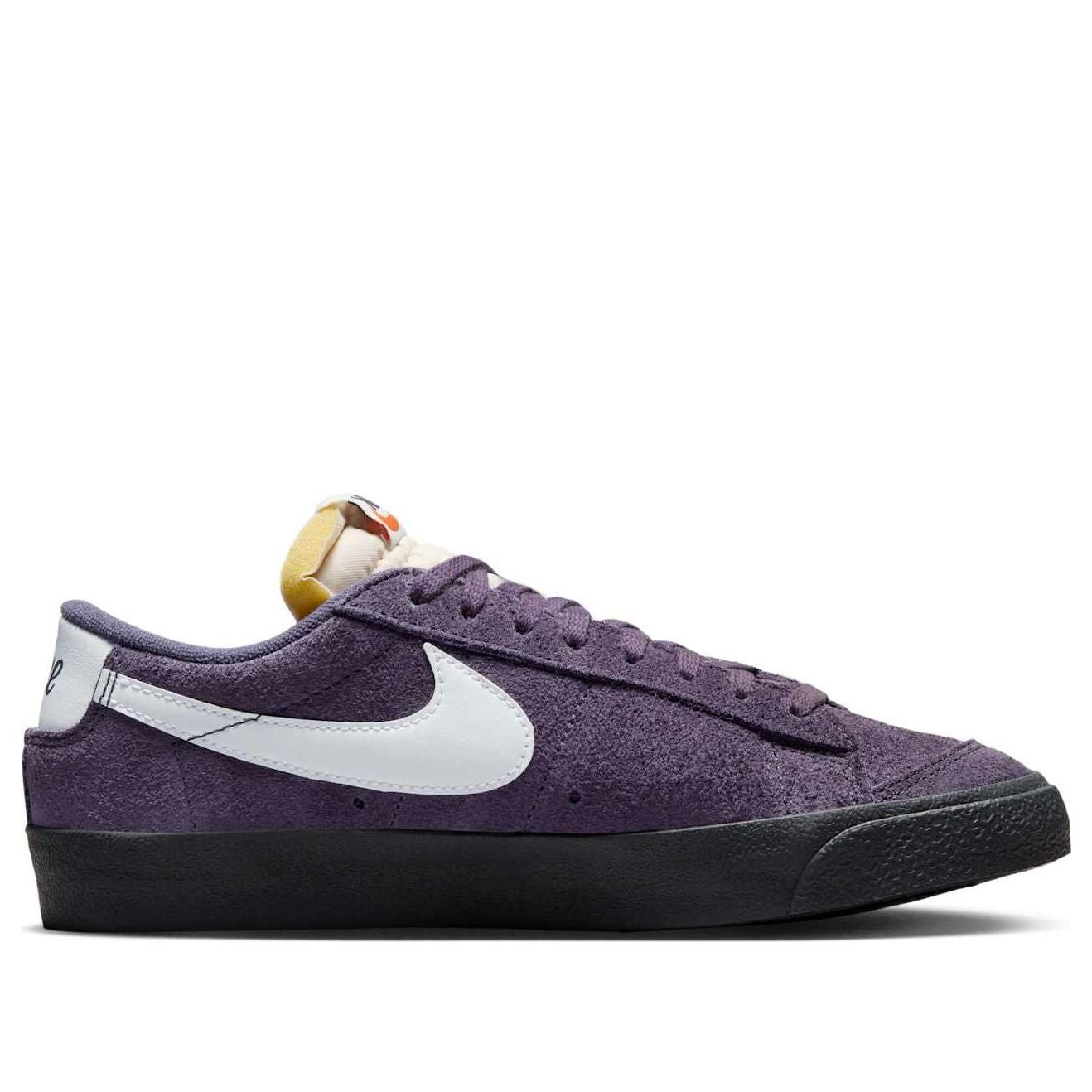 Nike(WMNS)  Blazer Low '77 Vintage 'Dark Raisin'