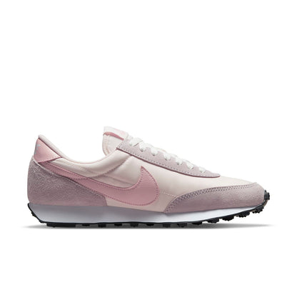 Nike(WMNS)  Daybreak 'Light Soft Pink'