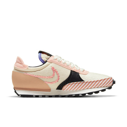 Nike(WMNS)  Daybreak Type 'Crimson Tint'