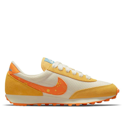 Nike(WMNS)  Daybreak 'Paisley Swoosh - Pale Ivory Magma Orange'