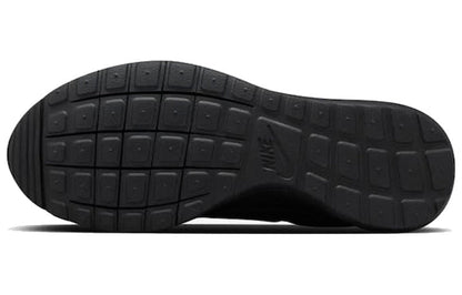 NikeDSM x Lab Roshe Daybreak 'Triple Black'