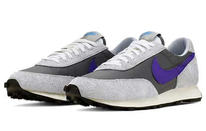 NikeDaybreak SP 'Hyper Grape'