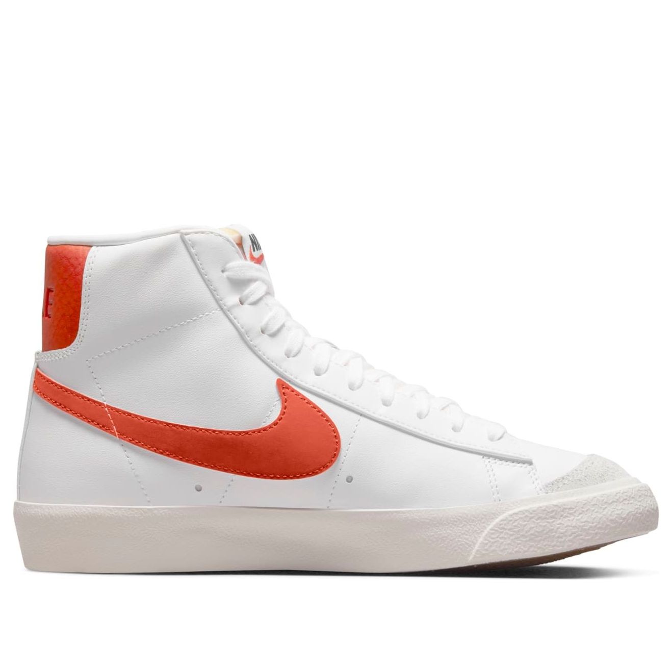 Nike(WMNS)  Blazer Mid '77 'White Orange'