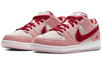 Nike x StrangeLove SB Dunk Low 'Valentine's Day' CT2552-800