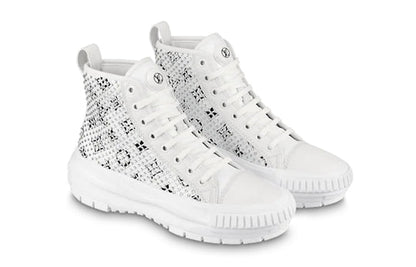 (WMNS) LOUIS VUITTON LV Squad Ankle Sneakers 'White with Crystal Monogram' 1A9RZO