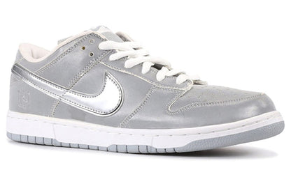 Nike SB Dunk Low Pro 'Medicom 3' 304292-008