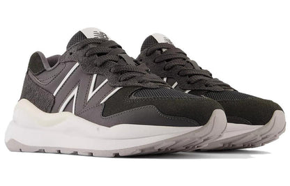 (WMNS) New Balance 57/40 'Black' W5740STA