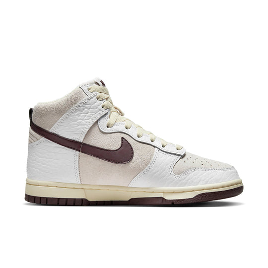 (WMNS) Nike Dunk High 'Light Orewood Brown' FB8482-100