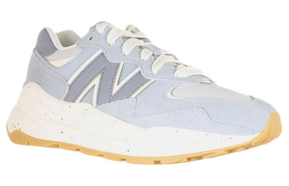 (WMNS) New Balance 57/40 'Light Grey Gum' W5740UDB