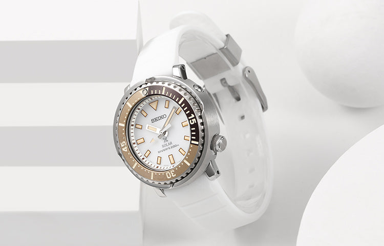 SEIKOPROSPEX Series Solar Quartzes Christmas Limited White