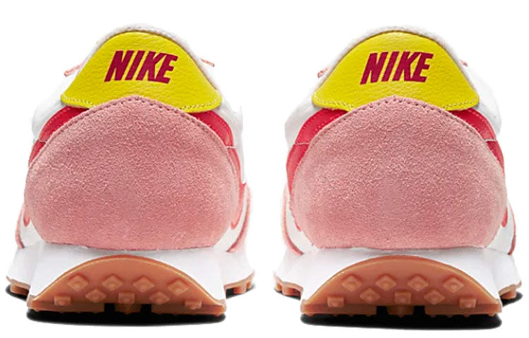 Nike(WMNS)  Daybreak 'Coral Stardust'
