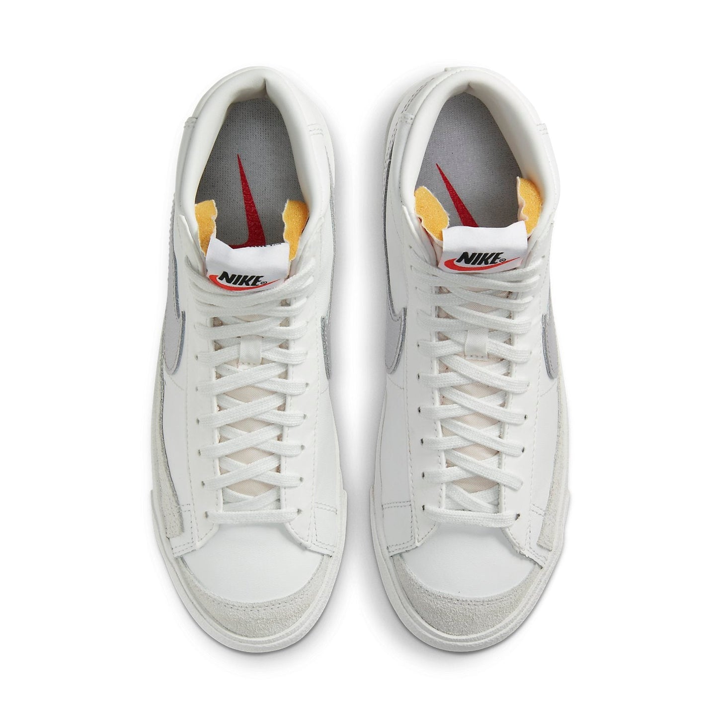 Nike(WMNS)  Blazer Mid '77 'White Silver Metallic'